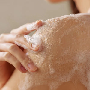 AHA-BHA-PHA 30 Days Miracle Acne Body Cleanser with Tea Tree and Centella